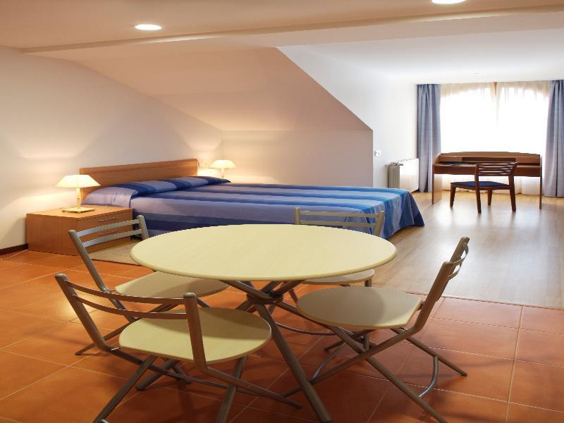Apartamentos Urban Blue, Blue Hotels Хихон Экстерьер фото